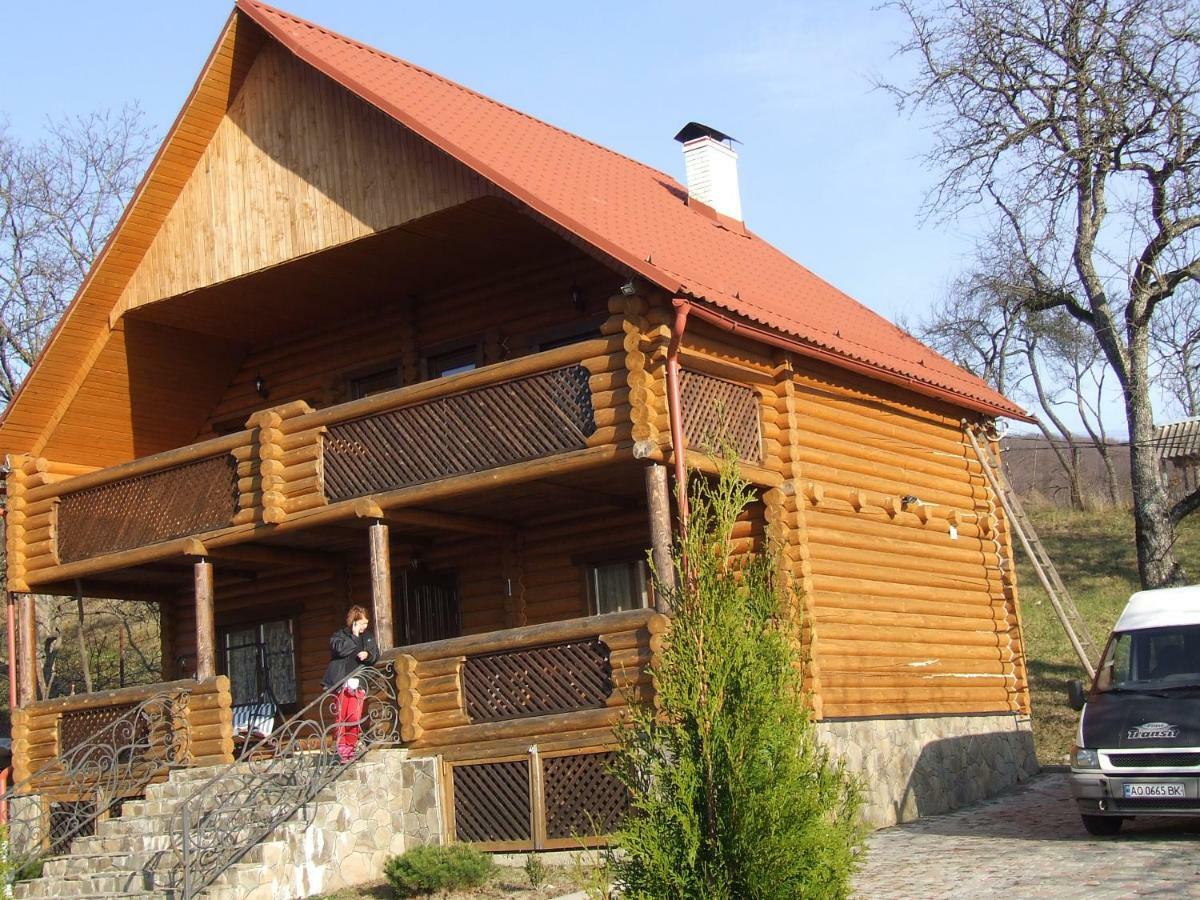 Творча Садиба Svalyava Esterno foto